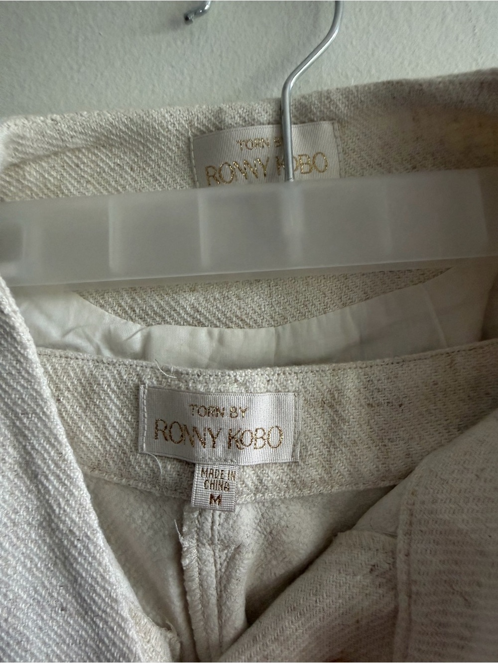 Ronny Kobo Cream Textured set - Picture 3 of 3
